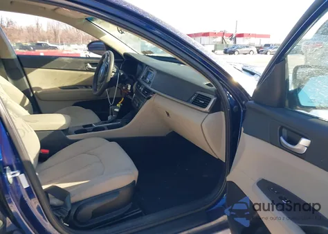 2016 Kia Optima Lx z USA, uszkodzony, nr VIN 5XXGT4L38GG121113